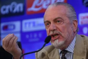 Μπλεξίματα για Ντε Λαουρέντις – Εξετάζεται και η μεταγραφή Μανωλά!