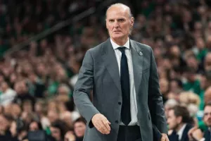 Ιβάνοβιτς ενόψει Ολυμπιακού: «Πρέπει να παλέψουμε για να κερδίσουμε»