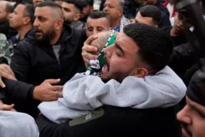 Ισραήλ: Απελευθερώνει 183 Παλαιστίνιους κρατούμενους για 3 ομήρους