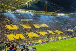 NAI είστε UEFA-mafia!!!