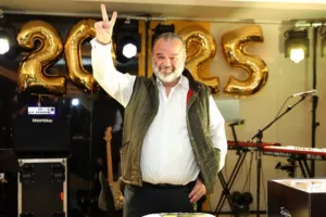 Ηλιόπουλος σε Αλμέιδα και παίκτες: "Θα είστε πρωταθλητές, δικαιούστε να είστε στην κορυφή στο τέλος της σεζόν"