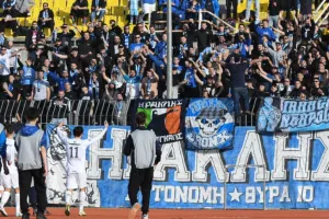 Ηρακλής: «Εισβολή μπράβων στα αποδυτήρια»-Κατακεραυνώνει Τσιμπανάκο