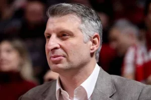 Παπαλουκάς: «Ποιος δεν θέλει να δει την ΤΣΣΚΑ να επιστρέφει στην Euroleague»; 