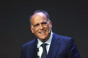 Τέμπας κατά Ρεάλ: "Έχουν χάσει τα μυαλά τους, το ποδόσφαιρο δεν περιστρέφεται γύρω τους"