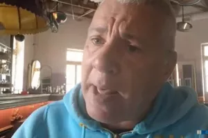 "Αν γίνει πόλεμος και πέσουν μπουνιές δεν θα περιμένουμε να δούμε τι θα γίνει με το οφσάιντ"! (Άρης-ΑΕΚ)