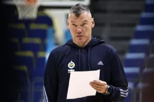 Με τις γνωστές απουσίες κόντρα στον ΠΑΟ η Φενέρ