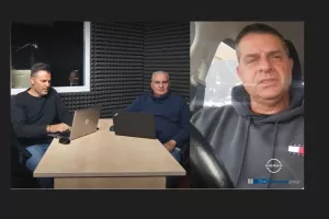 "Τα βλέπω πιο... καθαρά"!