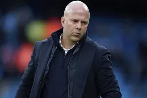 Σλοτ: “Η Παρί είναι μία από τις καλύτερες ομάδες, το σταύρωμα μαζί της θα μπορούσε να συμβεί και με το παλιό φορμάτ”