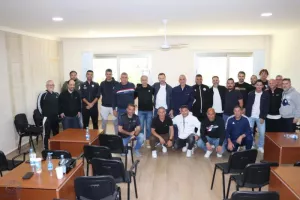 Συνάντηση Μάντζιου με τεχνικούς διευθυντές Ακαδημιών Λάρνακας
