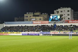 "ΑΠΑΙΤΟΥΜΕ φέτος τον Μάη να δούμε τρόπαιο στη ΛΑΡΝΑΚΑ- Η ειρωνική πράξη του προπονητή μας είναι καταδικαστέα"