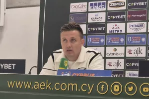 Σπιλέφσκι για το ΓΚΟΛ της ΑΕΚ/"Ήταν unfair play"