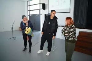 Σκόρπισε ενθουσιασμό ο Πιέρος στο Δημοτικό Αγίου Σπυρίδωνος (φώτος)