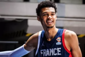Ο Ουεμπανιάμα θέλει να παίξει στο Eurobasket 2025