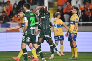(NETO) "Αν η Ομόνοια είχε 10 Κύπριους, δεν θα είχε ποτέ έτσι εμφάνιση κόντρα στο ΑΠΟΕΛ!"
