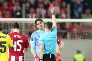 Μια… αποβολή που φέρνει χρυσάφι στα ταμεία και επιστροφή στα μεγαλεία