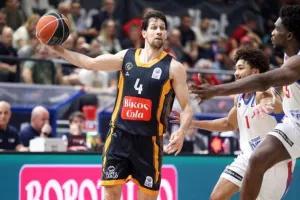 Λούντζης: «Ακόμα δεν έχουμε πετύχει κάτι, αλλά έγινε μια πολύ καλή αρχή»