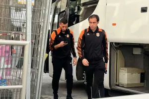 (Φώτος kerkida) Η άφιξη της Καρμιώτισσας
