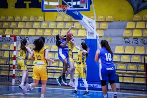 Νίκη για την ΑΕΛ στον πρώτο ημιτελικό (Φώτος)