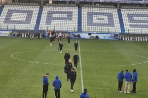 (Φώτος kerkida) Η άφιξη της ΑΕΚ  