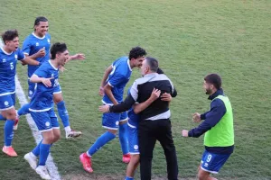 Επίθεση... αγάπης στον κόουτς!