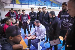 Με 100αρα... ο Κεραυνός