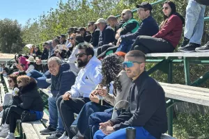 Μαζική προσέλευση/ΕΚΕΙ το kerkida