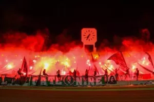 Gate 9/Επιστροφή στα τσιμέντα