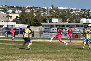 Νίκη για Καρμιώτισσα