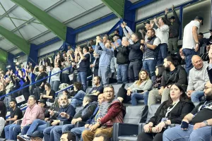 (ΒΙΝΤΕΟ/ΦΩΤΟΣ Kerkida) Ατμόσφαιρα ΤΕΛΙΚΟΥ στο "Θεμιστόκλειο"