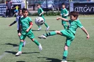 Tα παιδάκια της Ομόνοιας στα Grassroots (φώτος)
