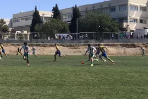 Στα γήπεδα...