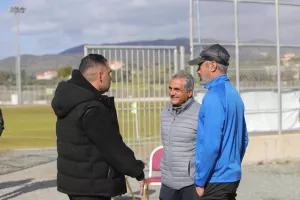 (Φώτος) Δίπλα στους παίκτες ο πρόεδρος - Τα αγωνιστικά δεδομένα 