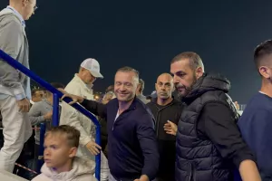 ΜΠΑΜ/Λομάκιν!