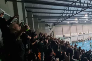 Ραντεβού στο κλειστό