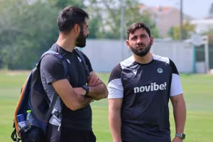 ΚΛΙΚΣ από το "Ηλίας Πούλλος"
