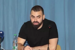 Αντίδραση-επίθεση:"Επίδειξη δύναμης, να κάνετε εκεί που σας υπολογίζουν/Δεν θα κάτσουμε φρόνιμα"