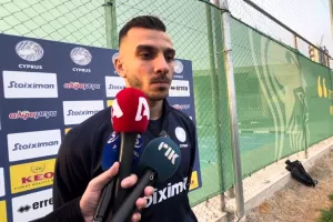 "Πρέπει επιτέλους να πετύχουμε κάτι/Είμαστε εδώ για να θυσιαστούμε"