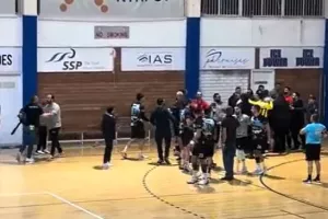 (ΒΙΝΤΕΟ) Σύρραξη... στο Ανόρθωση-Παρνασσός/Νίκη για την "Κυρία"