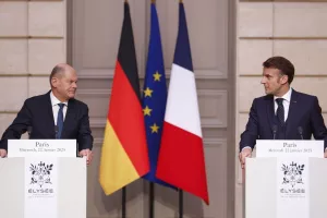 Σύγκρουση Γαλλίας και Γερμανίας για την ευρωπαϊκή άμυνα