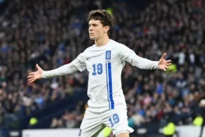 Υποκλίθηκε στον Καρέτσα η UEFA!