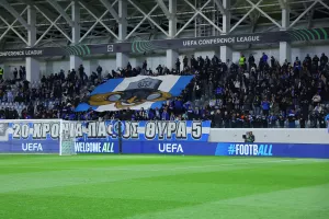 ΘΥΡΑ 5...όλο το "Αλφαμέγα"