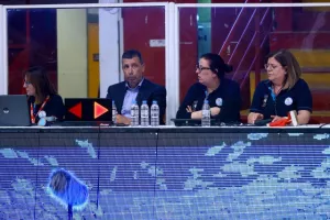 Ο Κεραυνός νίκησε το ΑΠΟΕΛ (Φώτος)