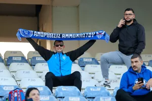(Φώτος) Πιστά στο πλευρό της!