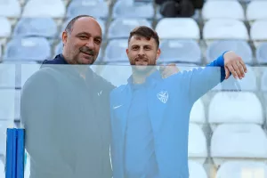 (Φώτος) Πιστά στο πλευρό της!