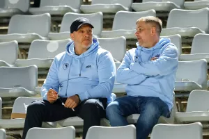 ΦΩΤΟΣ από τις εξέδρες