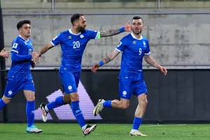 Πάτησε "γκάζι" στην επανάληψη και ντεμπούτο Μάντζιου με το…δεξί