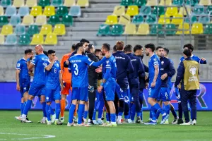 Πάτησε "γκάζι" στην επανάληψη και ντεμπούτο Μάντζιου με το…δεξί