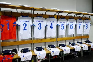 Έτοιμα τα αποδυτήρια στο "Stadion Bilino Polje" (Φώτος)