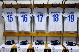 Έτοιμα τα αποδυτήρια στο "Stadion Bilino Polje" (Φώτος)