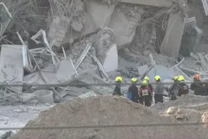 Έλληνας για τον σεισμό στη Μιανμάρ: «Πολλοί οι νεκροί, γερανοί έπεσαν από ουρανοξύστες σε πεζούς»